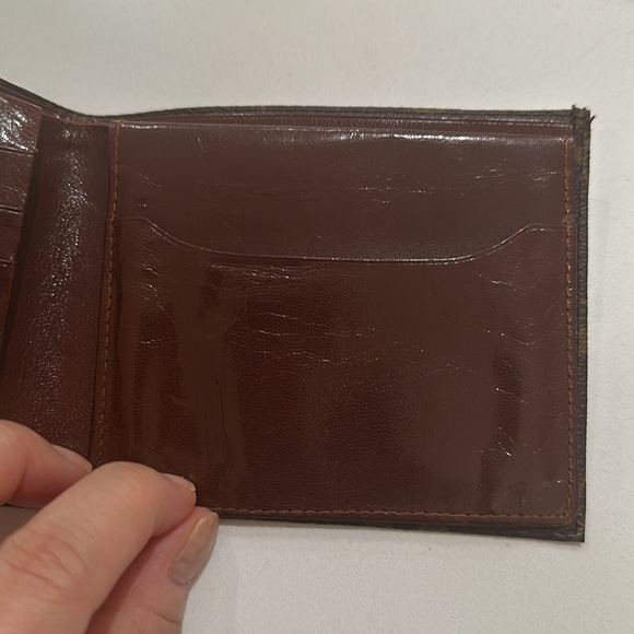 Vintage Louis Vuitton wallet - Picture 4 of 6